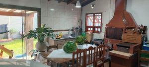 Image 3 - 870576