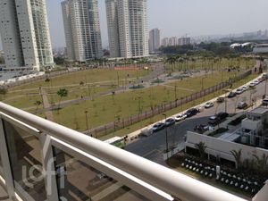 Image 3 - 870577