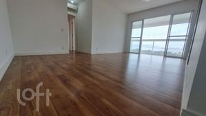 Image 1 - 870580