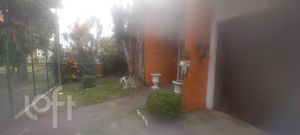 Image 1 - 870585