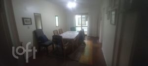Image 7 - 870585