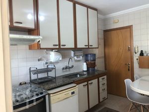 Image 9 - 870596