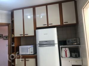 Image 6 - 870596