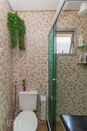 Image 18 - 870613