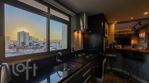 Image 8 - 870619
