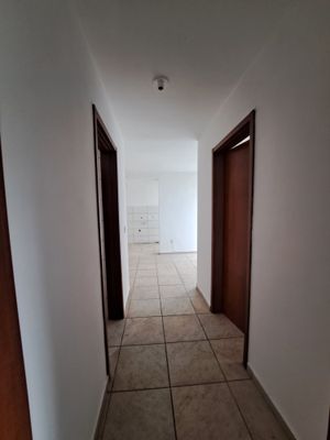 Image 3 - 870669