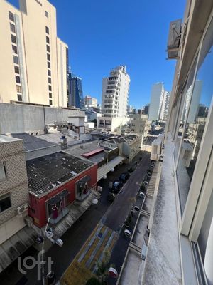Image 20 - 870677