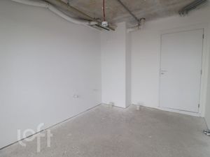 Image 11 - 870705