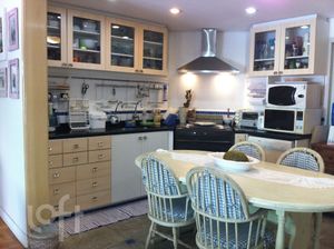 Image 3 - 870718