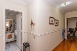 Image 77 - 870719