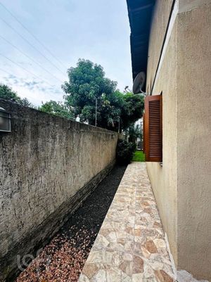 Image 35 - 870720