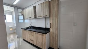 Image 6 - 870722