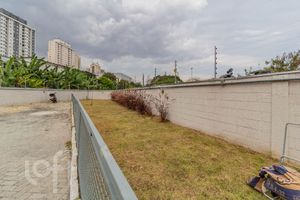 Image 30 - 870724