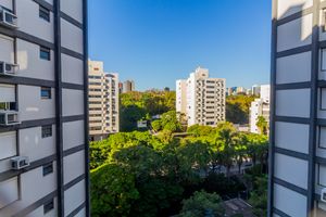 Image 8 - 870727