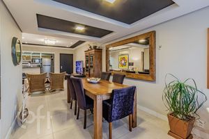 Image 9 - 870740
