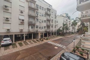 Image 6 - 870748