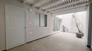Image 7 - 870757