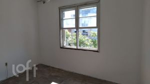 Image 5 - 870759