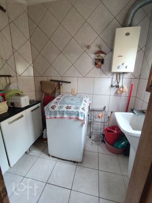 Image 21 - 870768