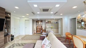 Image 7 - 870778