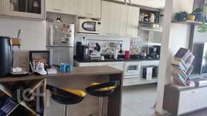 Image 4 - 870780