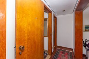 Image 17 - 870790