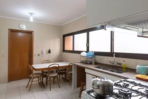 Image 3 - 870790