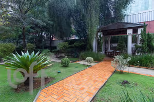 Image 7 - 870798
