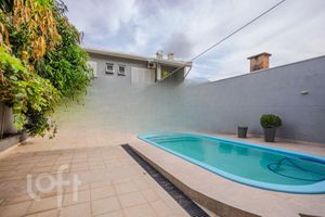 Image 3 - 870799