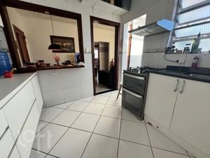 Image 3 - 870815