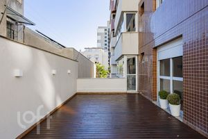 Image 17 - 870817