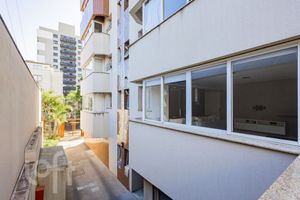 Image 18 - 870817