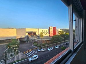 Image 8 - 870821
