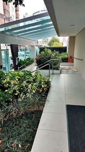 Image 21 - 870824