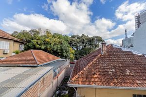 Image 17 - 870826