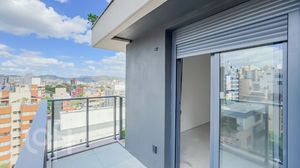 Image 5 - 870840