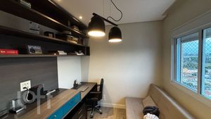 Image 14 - 870843