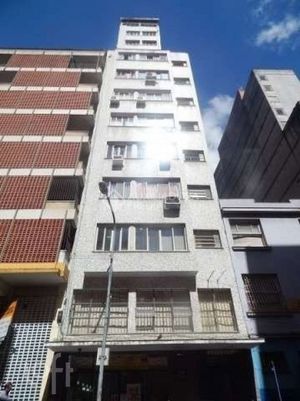 Image 17 - 870877