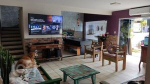 Image 4 - 870878