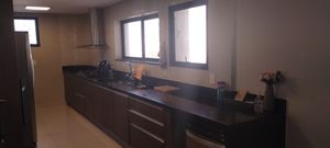 Image 6 - 870879