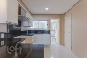 Image 9 - 870901