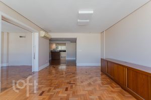 Image 3 - 870901