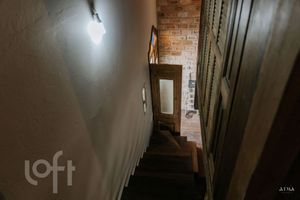 Image 25 - 870915