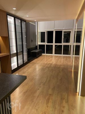Image 17 - 870921