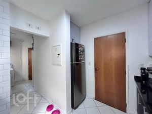 Image 7 - 870924