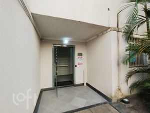 Image 9 - 870929