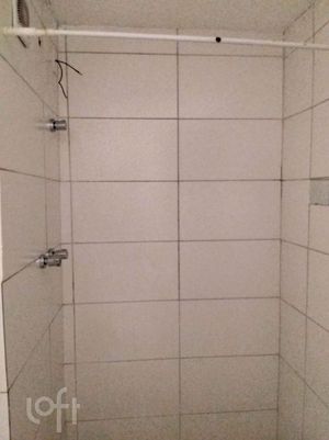 Image 8 - 870929