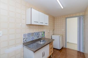 Image 17 - 870935