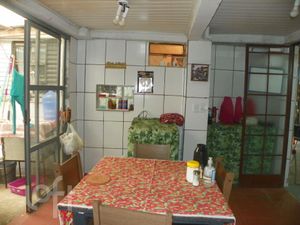 Image 11 - 870939