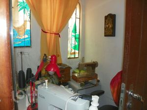 Image 8 - 870939